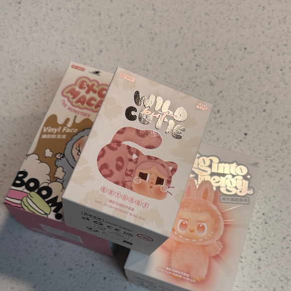 Authentic POP MART bundle - Picture 9 of 9